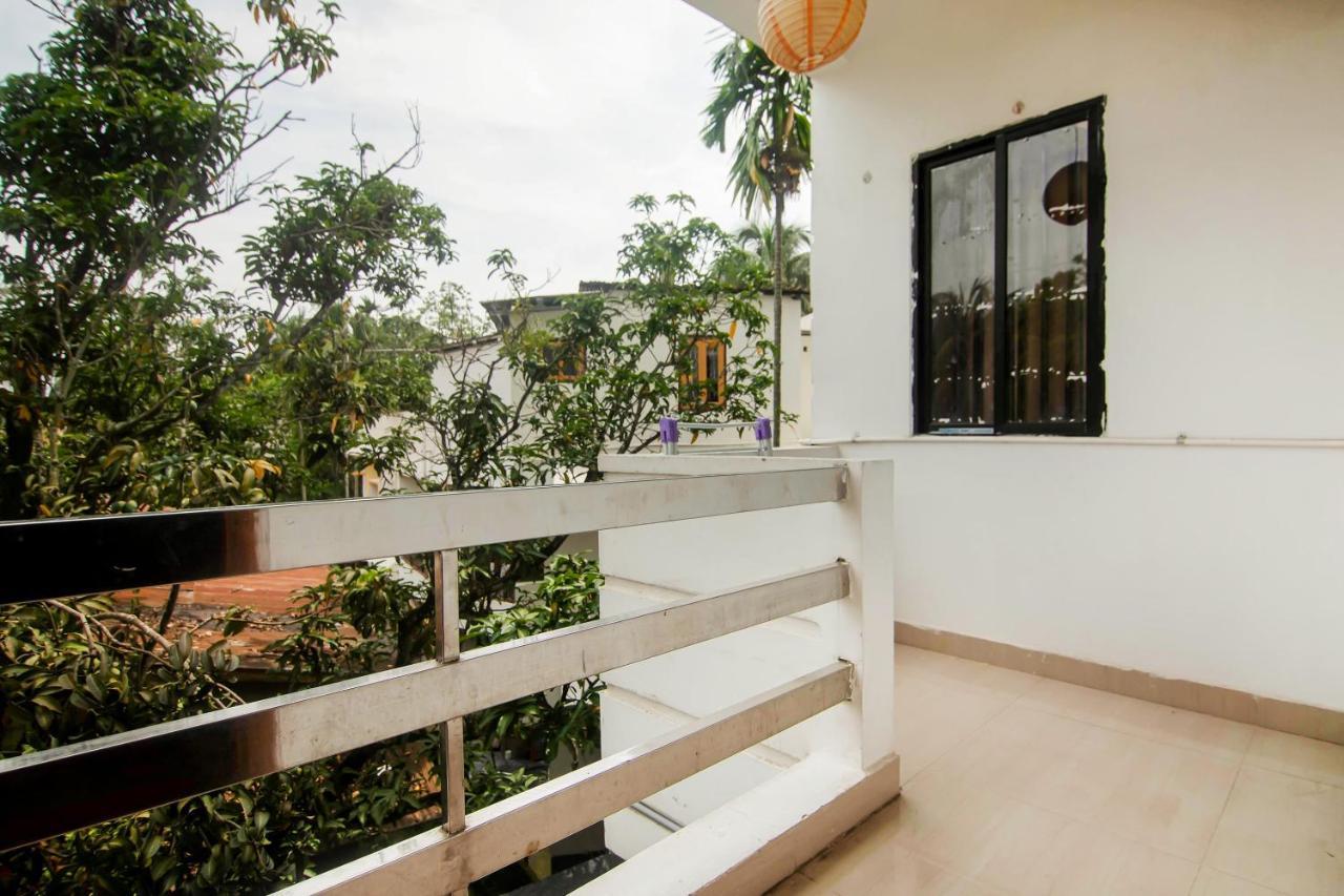 Collection O The Blu Bell Nizarapar Path Hotell Guwahati Exteriör bild