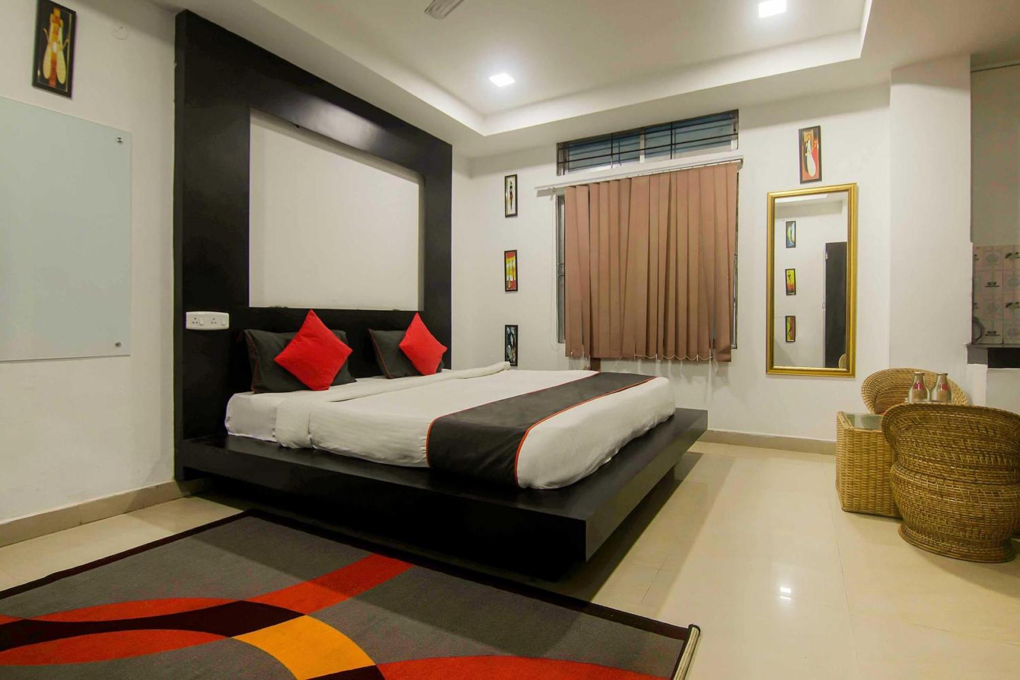 Collection O The Blu Bell Nizarapar Path Hotell Guwahati Exteriör bild