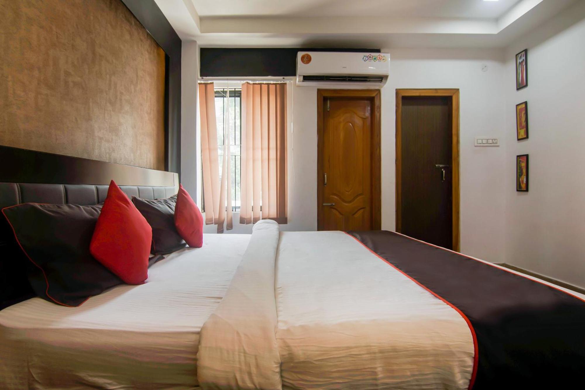 Collection O The Blu Bell Nizarapar Path Hotell Guwahati Exteriör bild